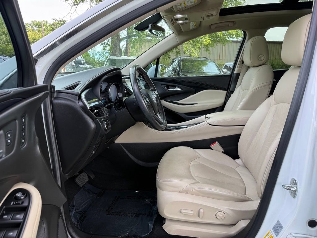 Used 2017 Buick Envision Essence FWD image 9