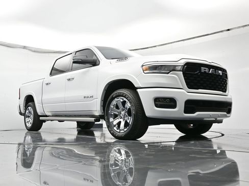 Certified 2025 RAM 1500 Big Horn AWD/4WD image 44