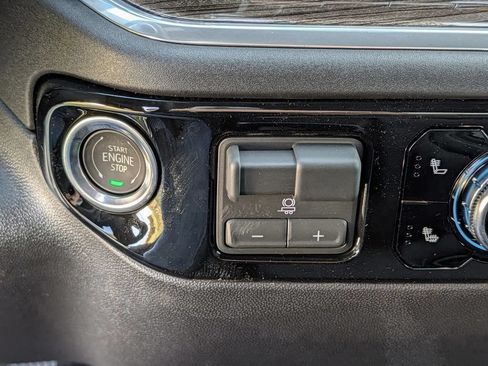 New 2026 GMC Sierra 1500 Elevation AWD/4WD image 15