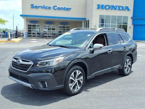Used 2022 Subaru Outback Touring XT AWD/4WD image 1
