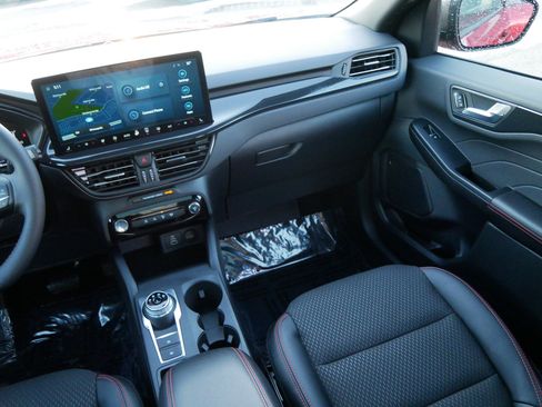 Used 2026 Ford Escape ST-Line w/ Tech Pack #1 image 11