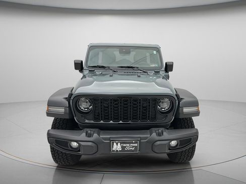 Used 2024 Jeep Wrangler Unlimited AWD/4WD image 2