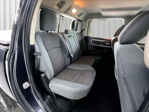Used 2017 RAM 1500 Big Horn AWD/4WD image 24