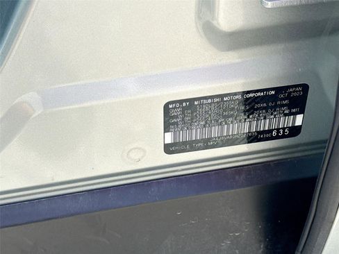 Used 2024 Mitsubishi Outlander SE image 31