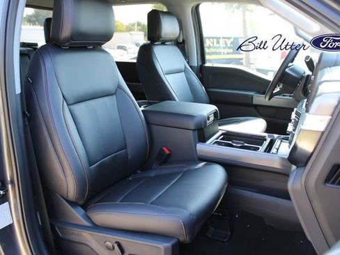 New 2026 Ford F350 Lariat w/ Black Appearance Package image 7