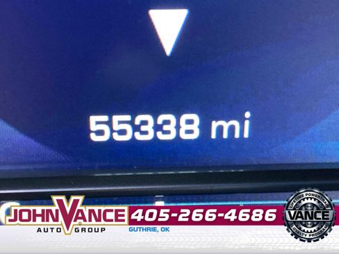 Used 2022 Chevrolet Suburban Premier image 13