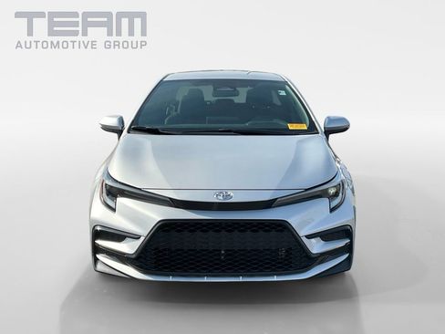 Used 2024 Toyota Corolla SE image 2