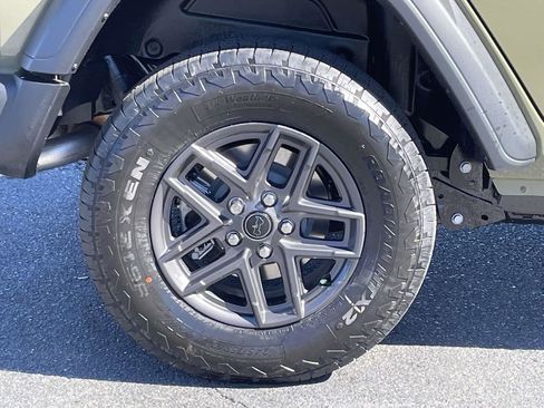New 2026 Jeep Wrangler Unlimited Sport AWD/4WD image 13