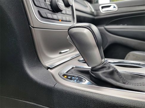 Certified 2018 Jeep Grand Cherokee Altitude image 30