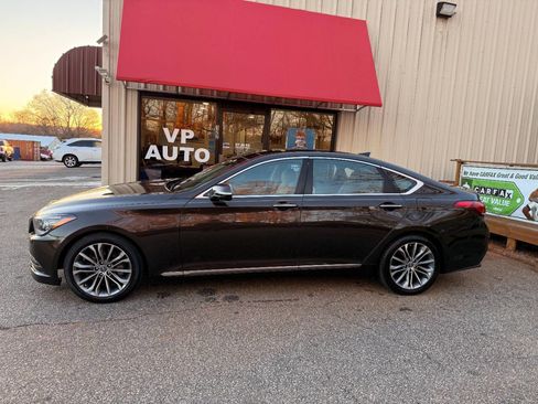 Used 2015 Hyundai Genesis 3.8 w/ Option Group 03 image 8
