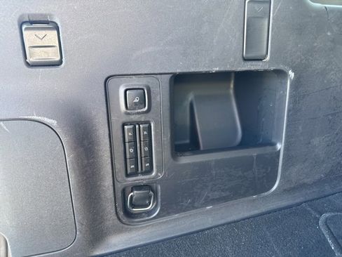 Used 2025 Ford Expedition Max Platinum w/ Driver's Package image 14