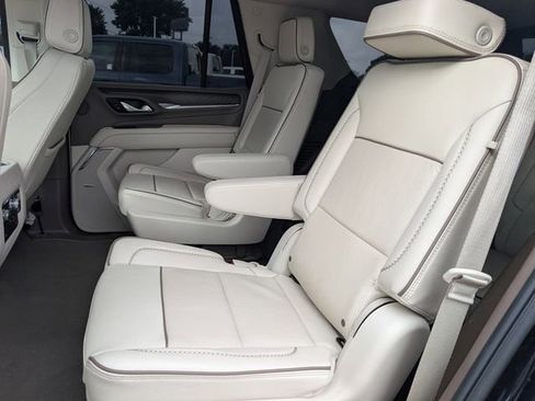 Used 2024 GMC Yukon Denali AWD/4WD image 26