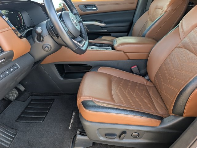 Used 2024 Nissan Pathfinder Platinum w/ Cargo Package FWD image 15