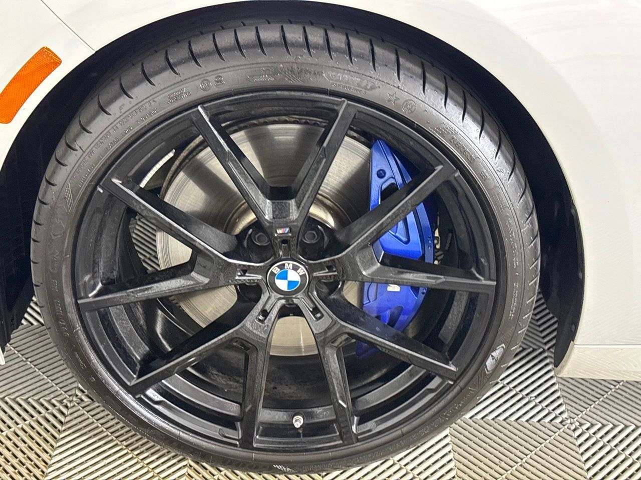 Used 2025 BMW 840i w/ Driving Assistance Package RWD image 40