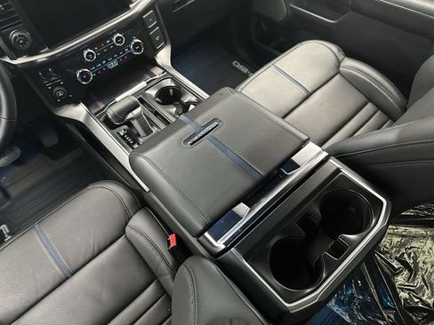 New 2025 Ford F150 Platinum w/ FX4 Off-Road Package image 24