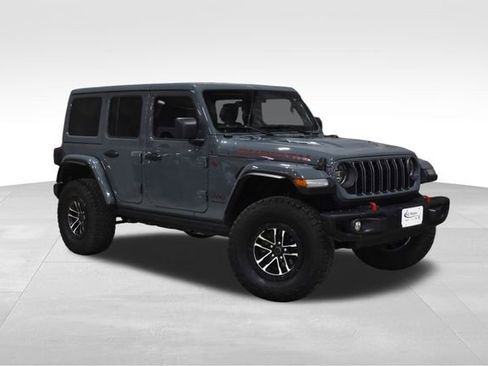 Used 2024 Jeep Wrangler Unlimited Rubicon image 4