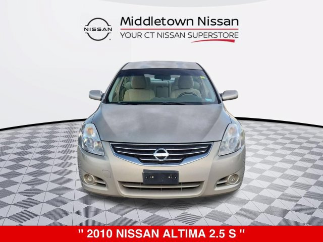 Used 2010 Nissan Altima 2.5 S w/ Convenience Pkg FWD image 9