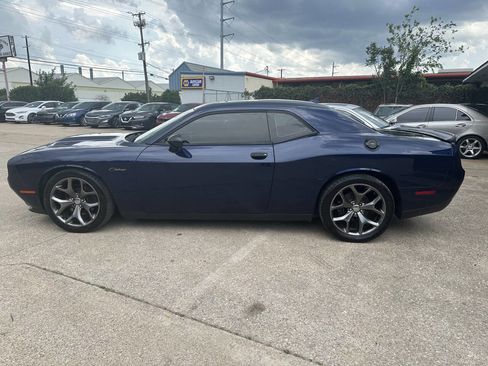 Used 2015 Dodge Challenger R/T Plus RWD image 15