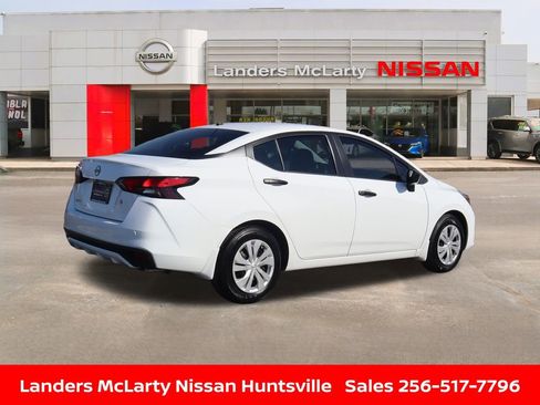 Used 2025 Nissan Versa S w/ Trunk Package image 3