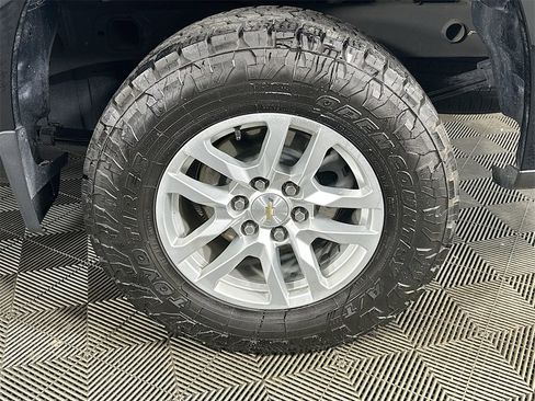 Used 2021 Chevrolet Silverado 1500 LT w/ LPO, Dark Essentials Package image 34