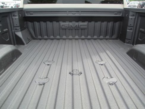 New 2026 GMC Sierra 2500 AT4X AWD/4WD image 7