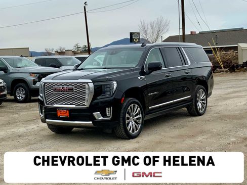 Used 2021 GMC Yukon XL Denali w/ Denali Premium Package image 1