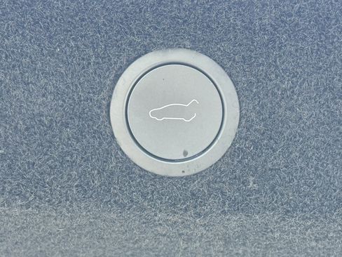 Used 2026 Tesla Model Y Long Range image 15