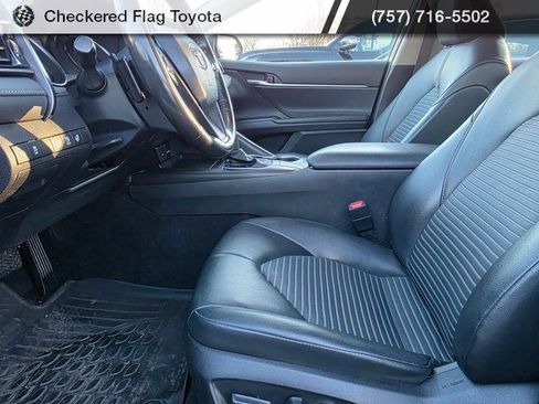 Used 2023 Toyota Camry SE w/ Cold Weather Package image 8