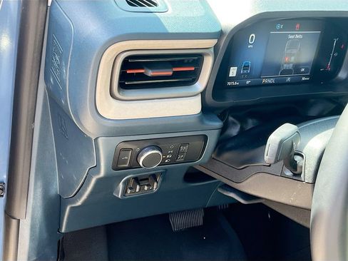 Used 2025 Ford Maverick Lariat w/ 4K Tow Package AWD/4WD image 10