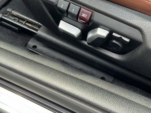 Used 2017 BMW 230i Convertible image 21