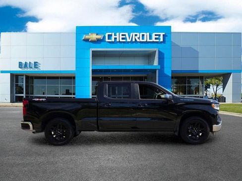 Used 2025 Chevrolet Silverado 1500 LT w/ Leather Package AWD/4WD image 2
