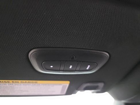 Used 2025 Jeep Grand Cherokee Limited image 23