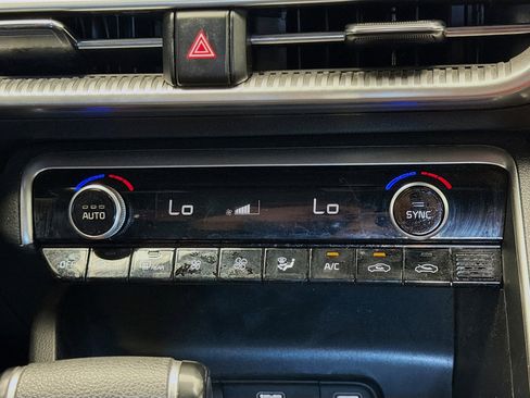 Used 2024 Kia K5 GT-Line w/ GT-Line Premium Package image 10