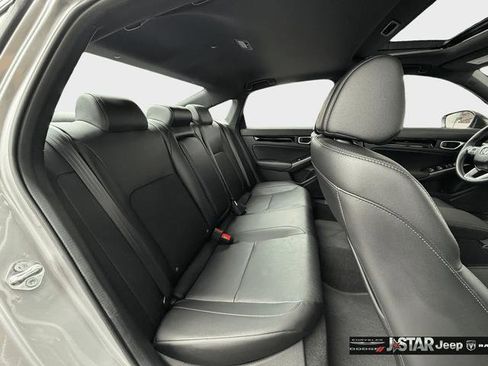 Used 2025 Honda Civic Sport image 26