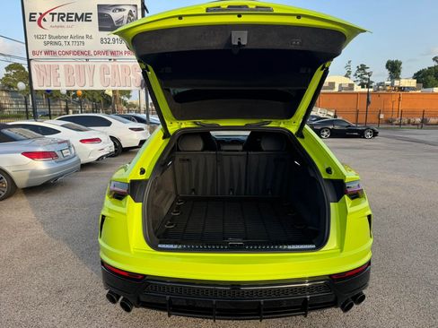 Used 2022 Lamborghini Urus AWD/4WD image 56