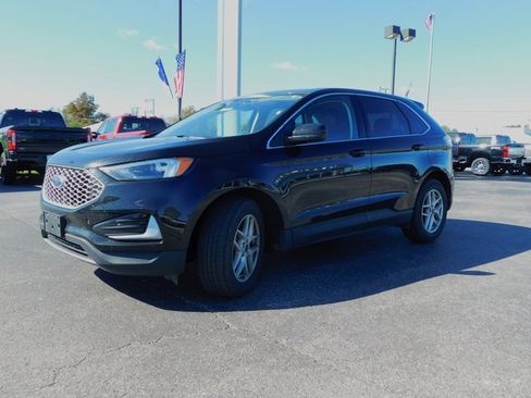 Used 2023 Ford Edge SEL image 4