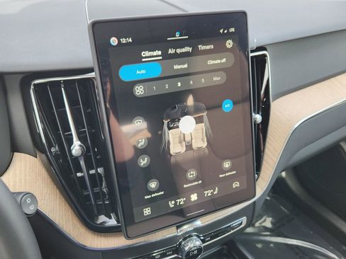 New 2026 Volvo XC60 B5 Plus w/ Protection Package Premier image 10