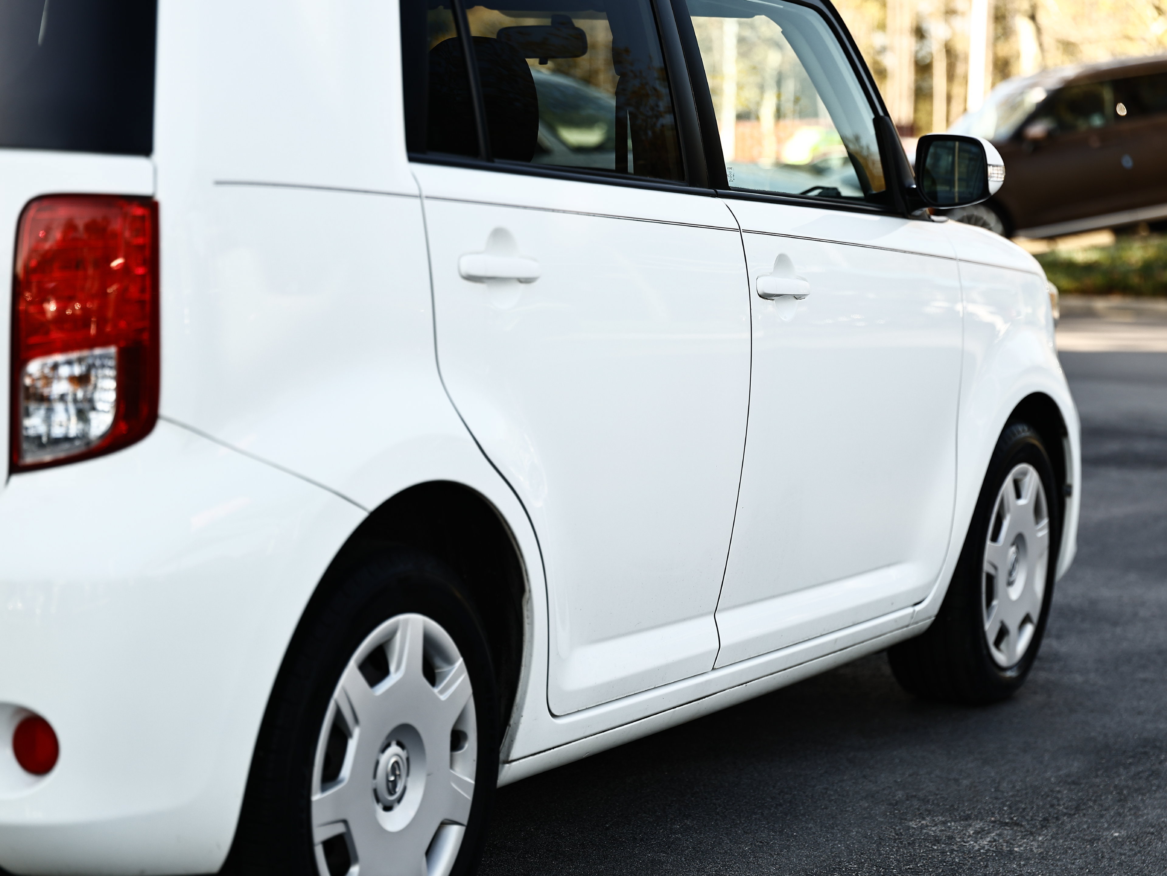 Used 2013 Scion xB FWD image 8