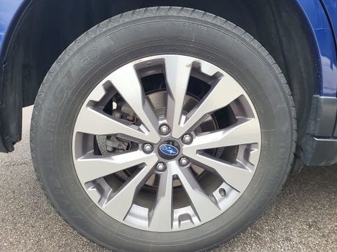Used 2017 Subaru Outback 2.5i Touring image 14
