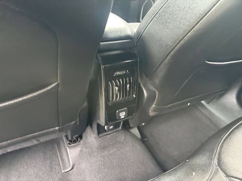 Used 2025 Jeep Compass Latitude AWD/4WD image 23
