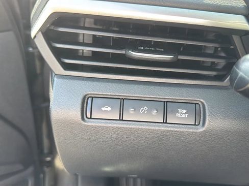 Used 2021 Nissan Altima 2.5 S FWD image 11