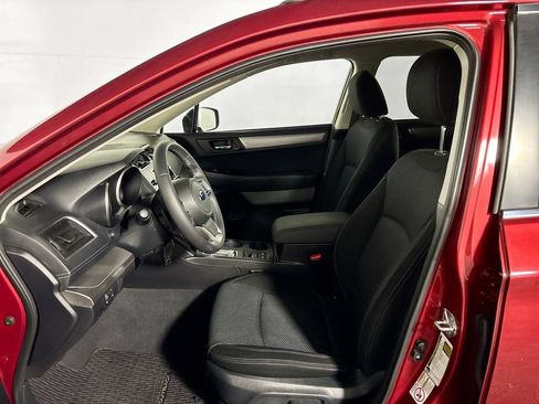 Used 2018 Subaru Outback 2.5i Premium AWD/4WD image 11