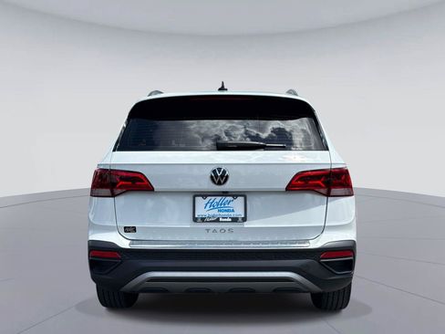 Used 2022 Volkswagen Taos S FWD image 5