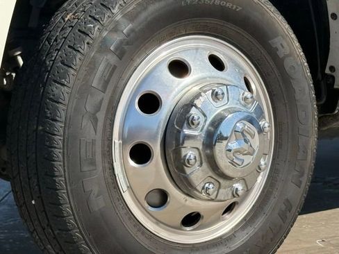 Used 2023 RAM 3500 Limited image 17