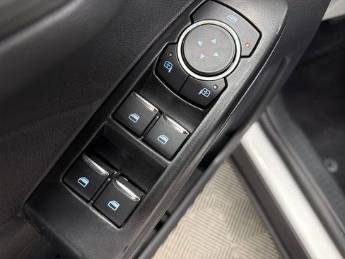 New 2026 Ford Escape SE w/ PHEV Premium Package image 17