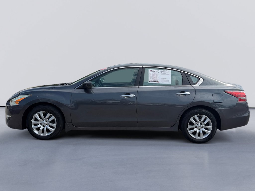 Used 2013 Nissan Altima 2.5 S FWD image 6