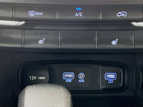 Used 2019 Hyundai Santa Fe SEL image 20