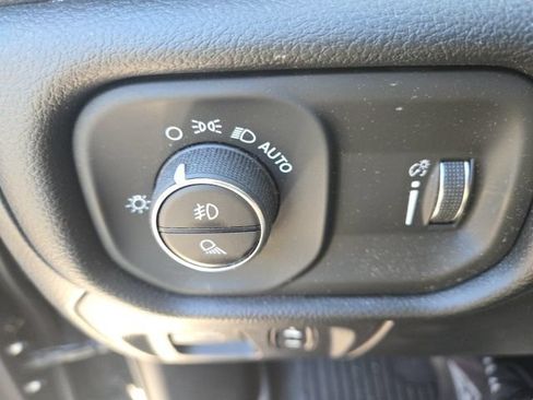 Used 2021 RAM 1500 Big Horn AWD/4WD image 7