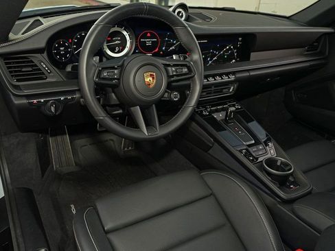 Used 2024 Porsche 911 Carrera GTS image 9