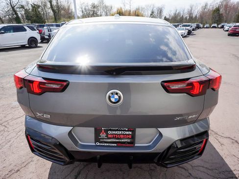 Used 2025 BMW X2 xDrive28i AWD/4WD image 5